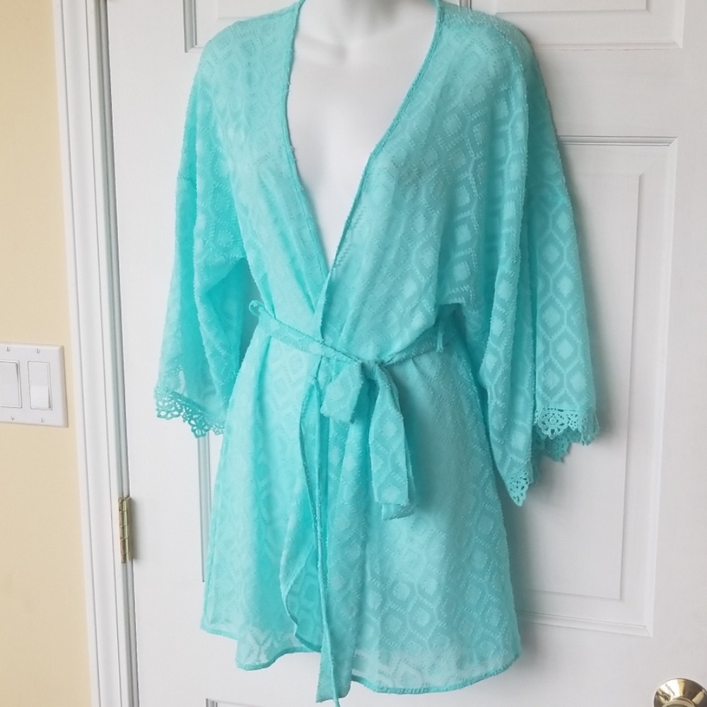 Jonquil In Bloom Robe